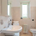 Daire With Balcony And Private Parking