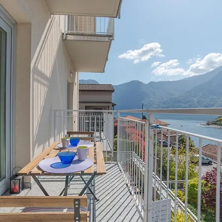 With Balcony And Private Parking Daire Ossuccio